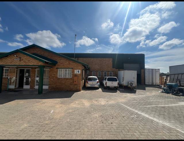 289M² WAREHOUSE TO LET IN MULDERSDRIFT